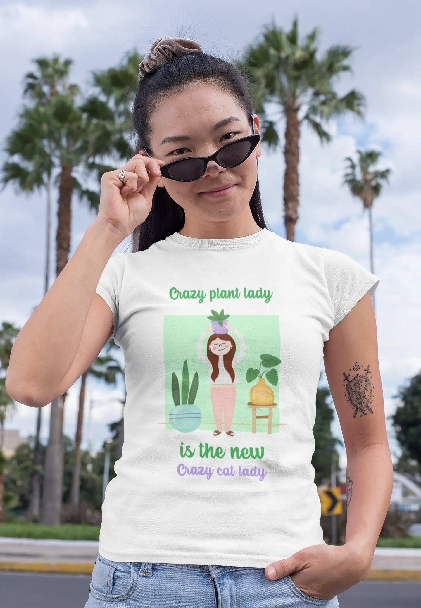 Crazy Plant Lady is the new ca - مراجعة New Plant Parent وسعره
